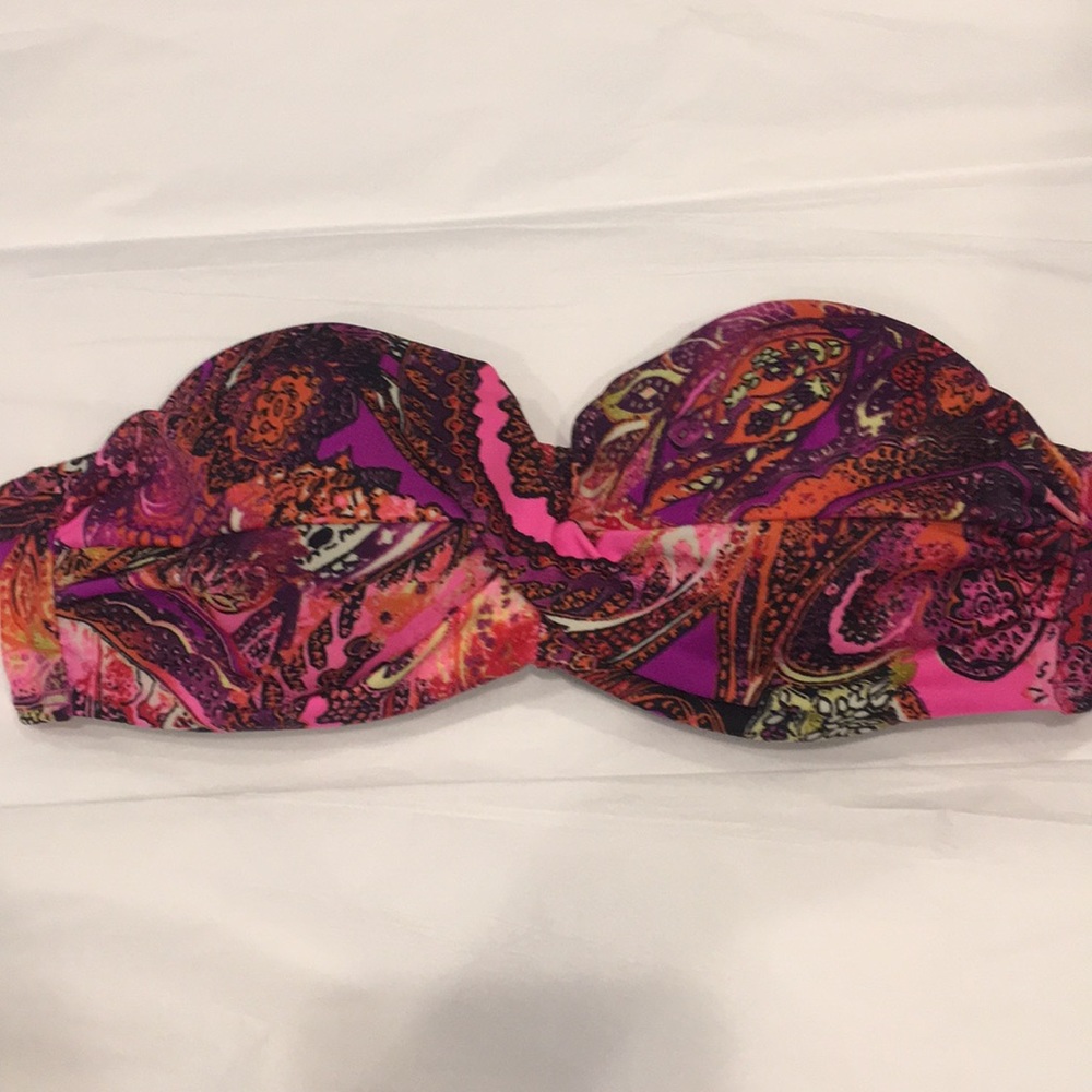 Victoria’s Secret push up bikini top 32b